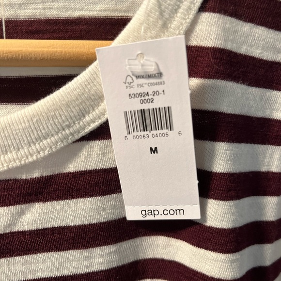 Gap Striped Basic: Layer It - Picture 4 of 4